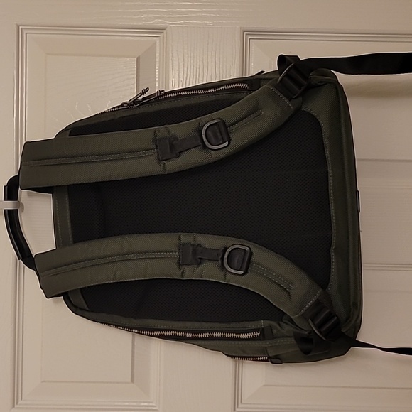 TUMI Backpack - Picture 2 of 4